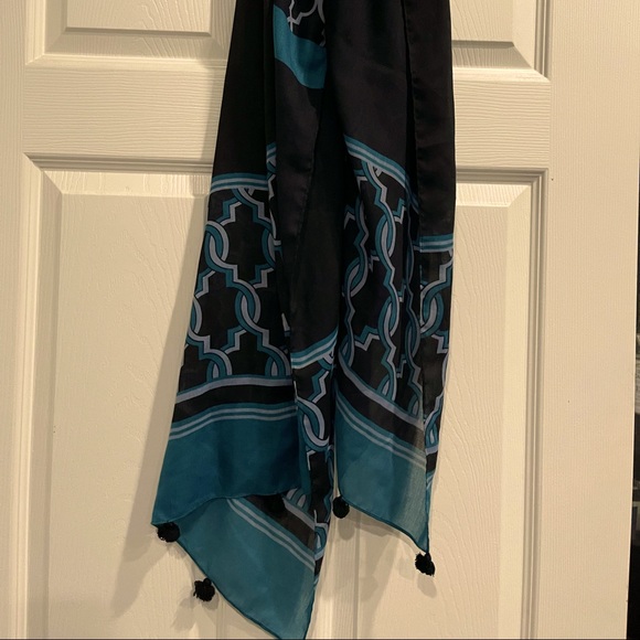 Teal and black lightweight women's scarf - perfect condition - Picture 2 of 8